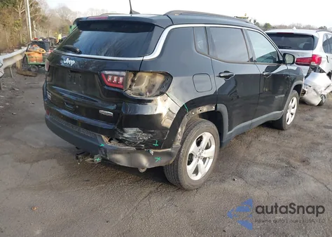 2018 Jeep Compass Latitude 4X4 из США, поврежденный, VIN 3C4NJDBB3JT180538